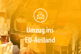 Im Hintergrund ein Umzugswagen mit Kartons und Gegenständen. Im Vordergrund der Titel: Umzug ins EU-Ausland.