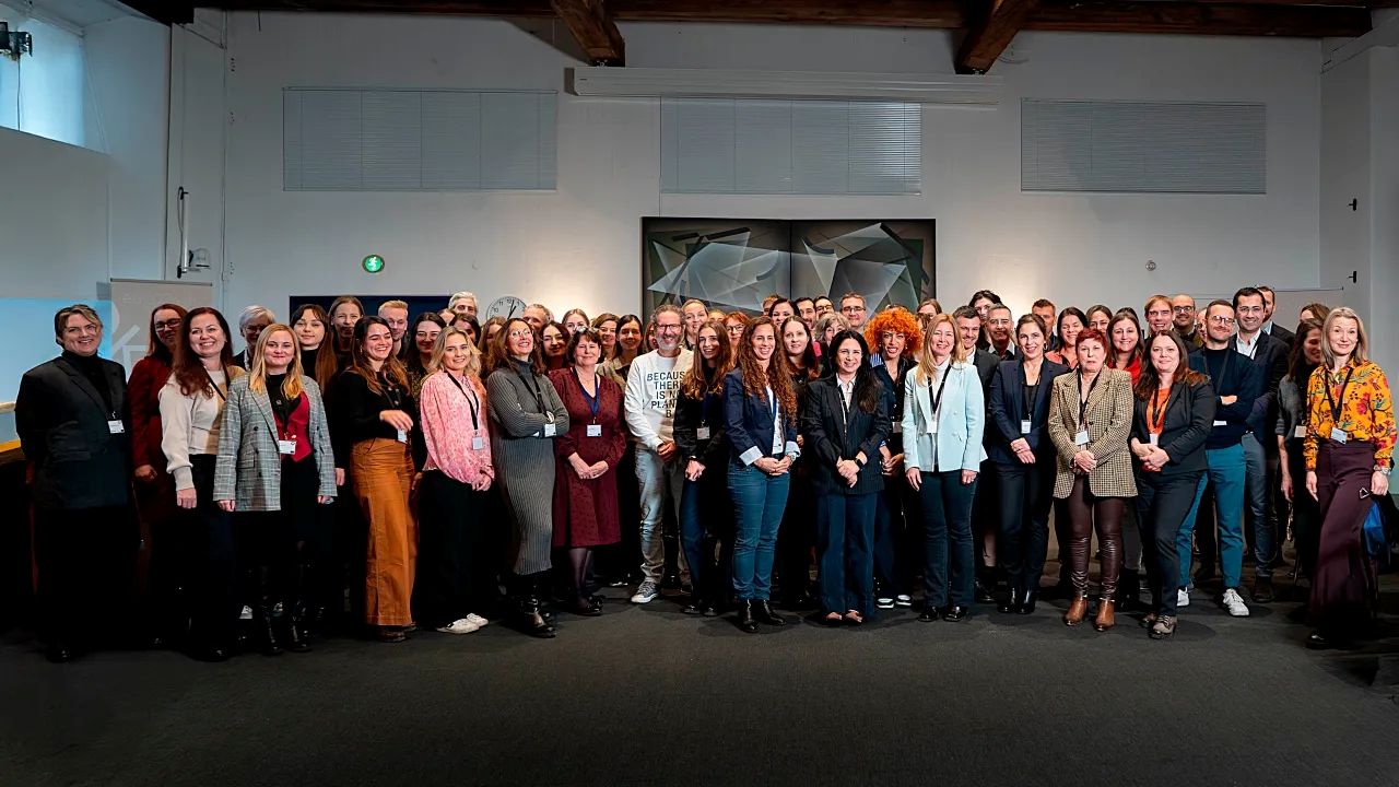 Group Photo of the ECC-Net