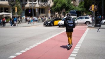 E-Scooter-Fahrer in Barcelona